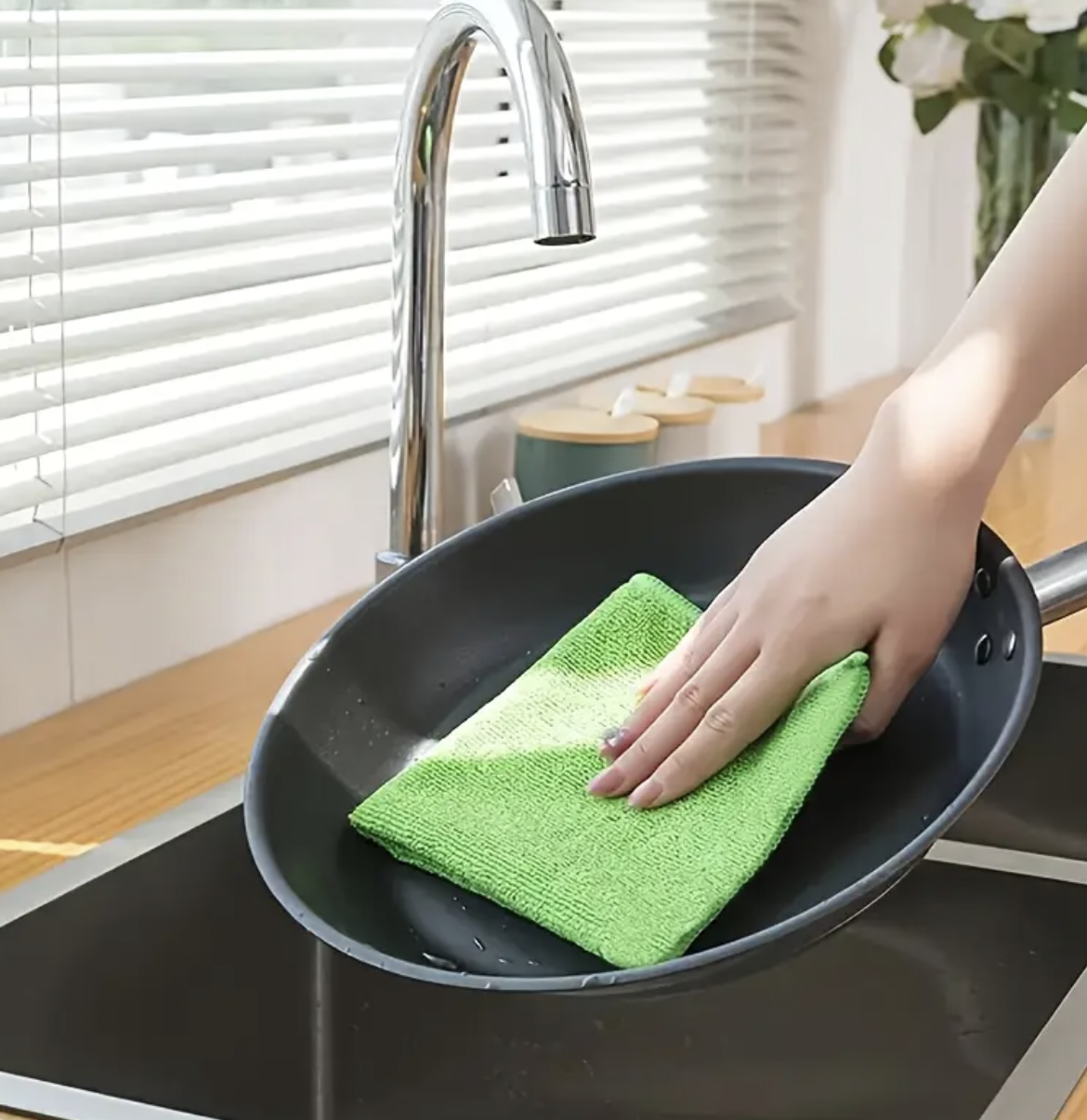 Microfiber Cleaning Cloth Pack
