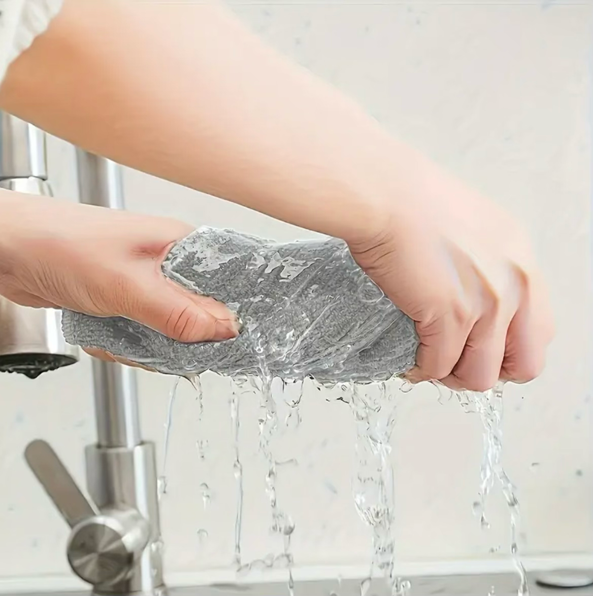 Ultra Absorbent Microfiber Cleaning Cloths
