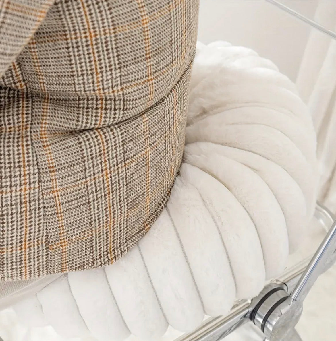 2 pcs Plush & Cozy Throw Pillows with Filler